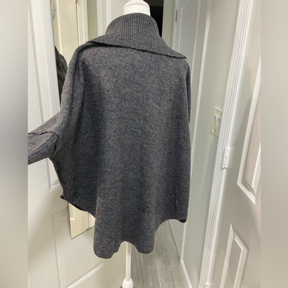 For Cynthia Charcoal  100% Wool  Sweater - Picture 5 of 8